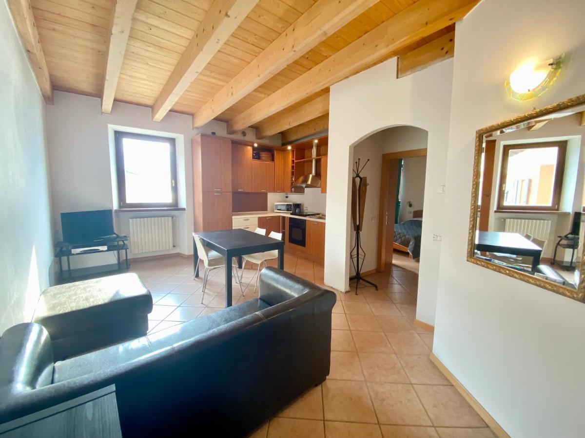 Da Mario Apartments Мальчезине Экстерьер фото