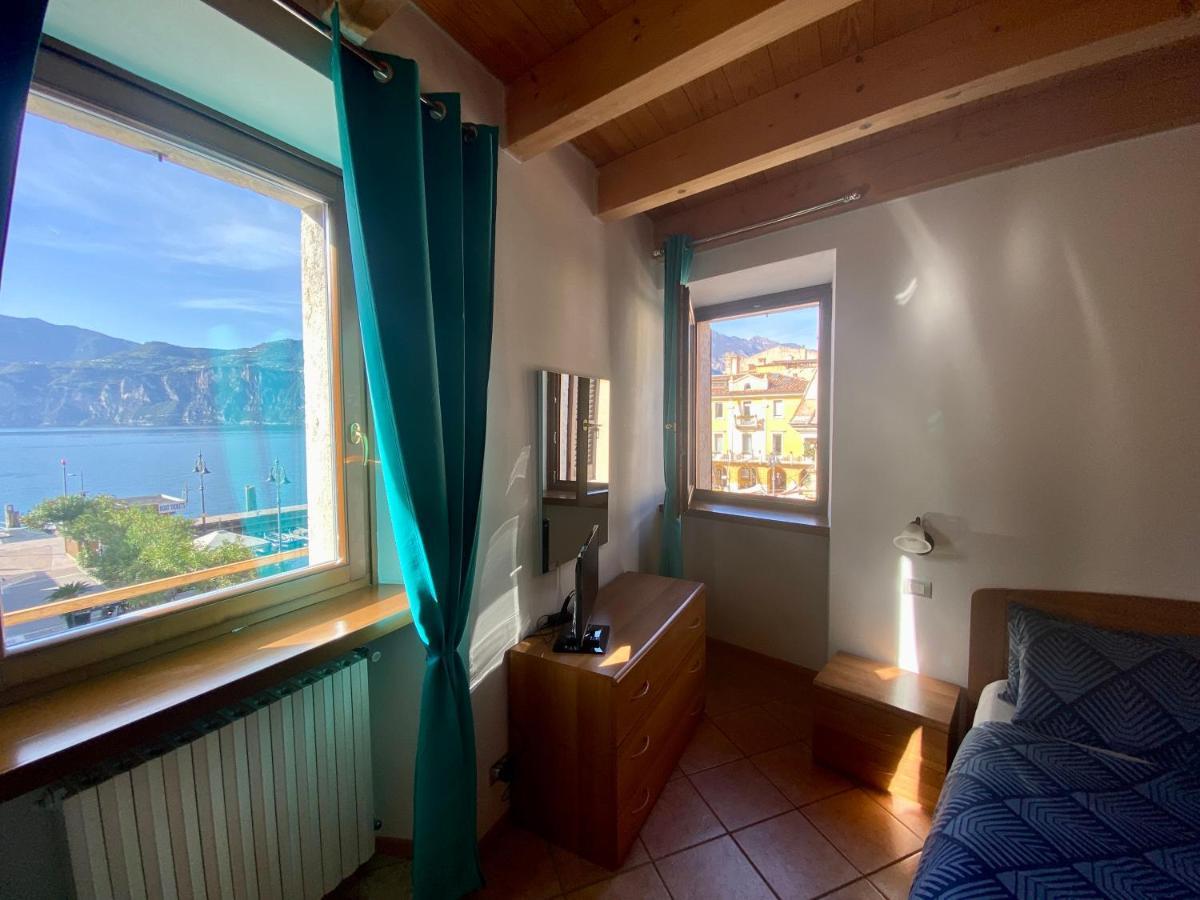 Da Mario Apartments Мальчезине Экстерьер фото